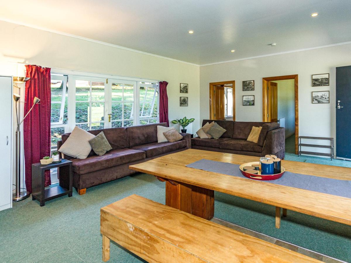 The Station - Ohakune Holiday Home Экстерьер фото